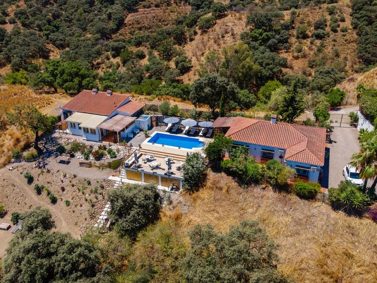 Apartment for Sale  in Alhaurin El Grande, Malaga 1