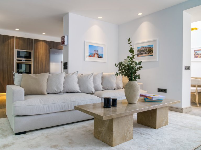 Apartment for Sale  in Marbella, Malaga 27