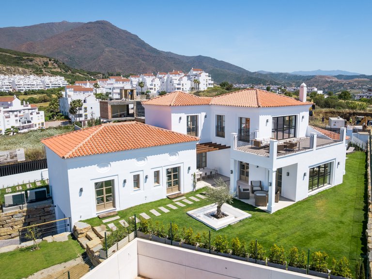 Apartment for Sale  in Estepona, Malaga 24