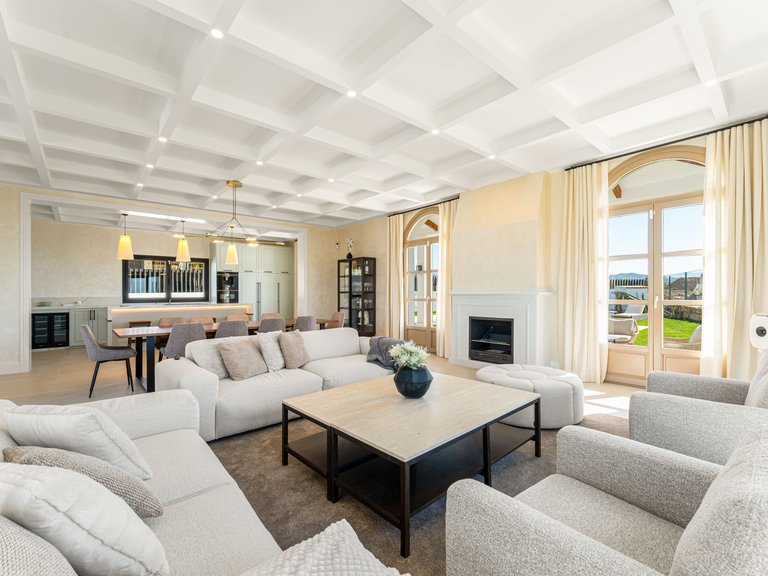 Apartment for Sale  in Estepona, Malaga 7