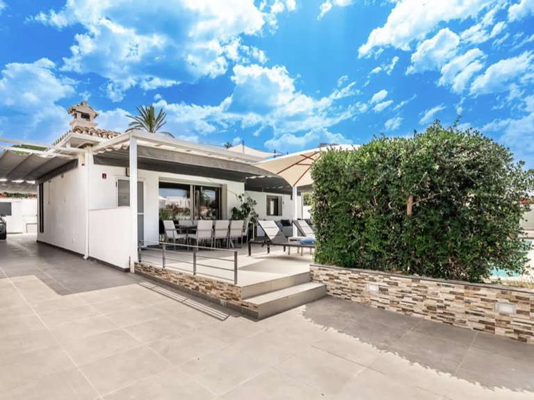 Apartment for Sale  in Marbella, Malaga 29