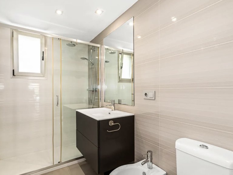 Apartment for Sale  in Marbella, Malaga 17
