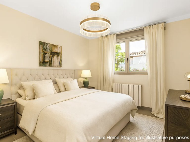 Apartment for Sale  in Marbella, Malaga 15