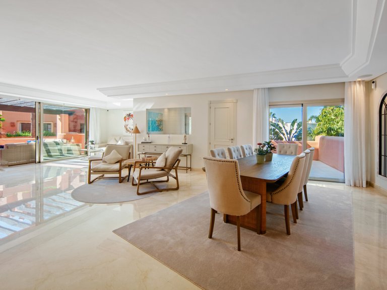 Apartment for Sale  in Marbella, Malaga 7