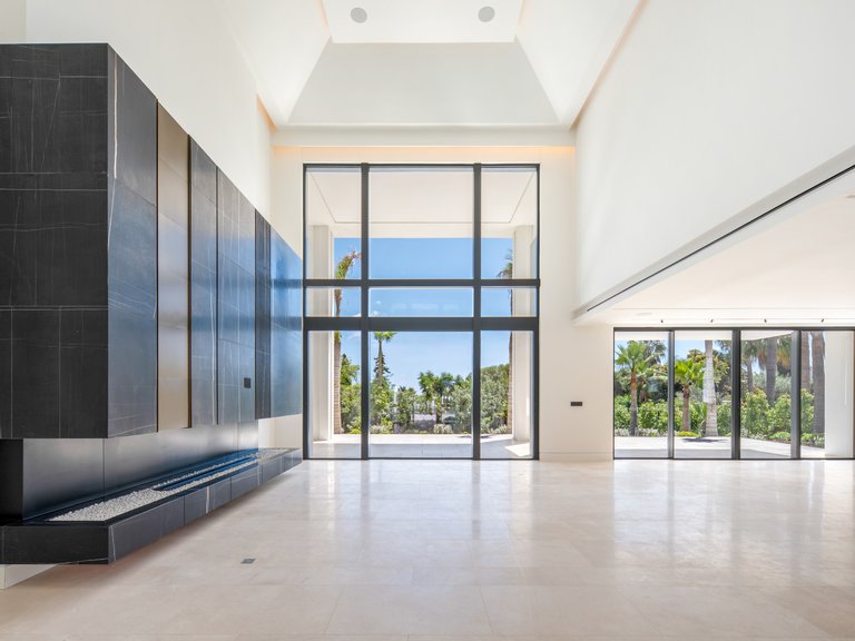 Apartment for Sale  in Marbella, Malaga 5