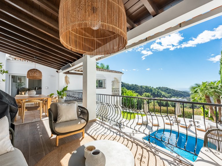 Apartment for Sale  in Istan, Malaga 2