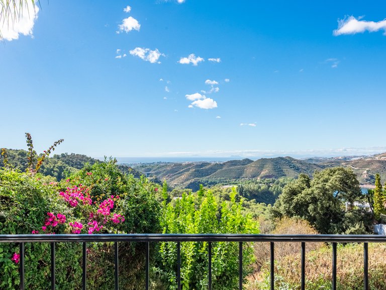 Apartment for Sale  in Istan, Malaga 9