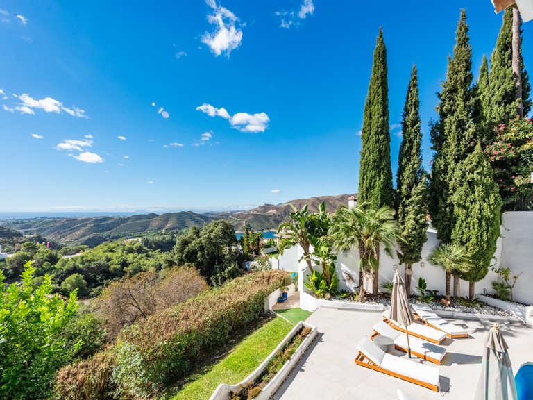 Apartment for Sale  in Istan, Malaga 10