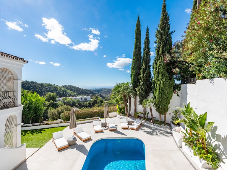 Apartment for Sale  in Istan, Malaga 18