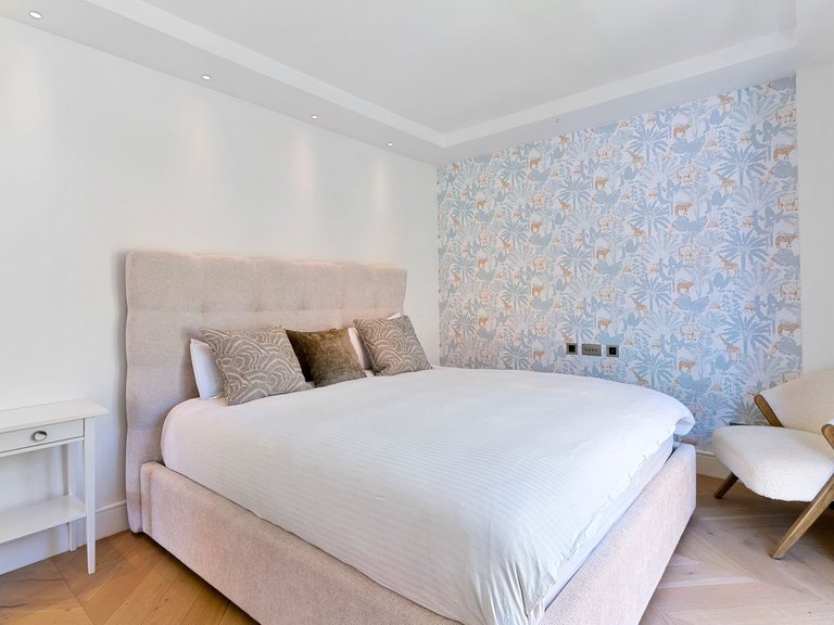 Apartment for Sale  in Marbella, Malaga 20