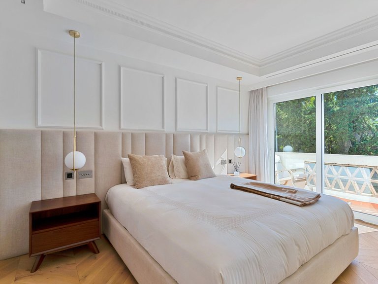 Apartment for Sale  in Marbella, Malaga 13