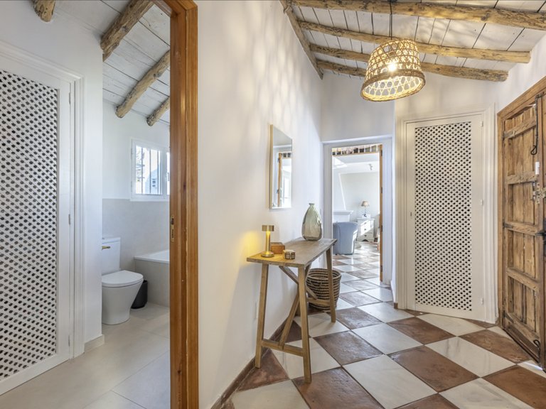 Apartment for Sale  in San Pedro De Alcantara, Malaga 22