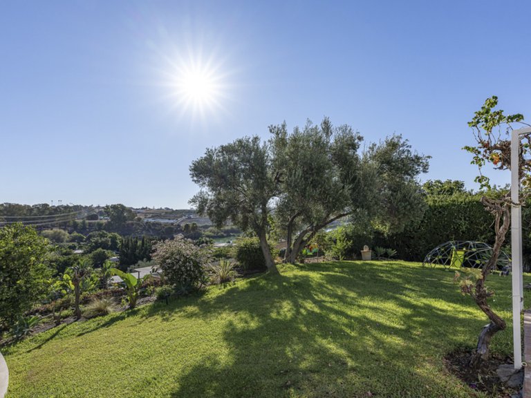 Apartment for Sale  in San Pedro De Alcantara, Malaga 38