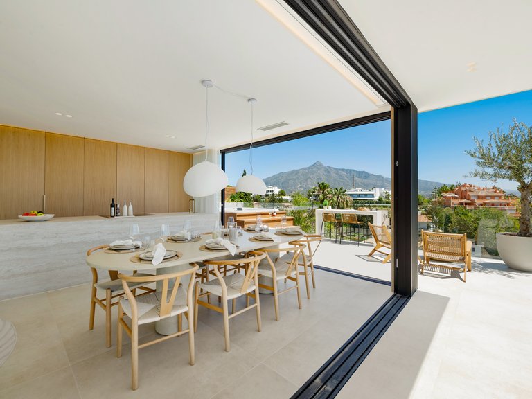 Apartment for Sale  in Marbella, Malaga 7