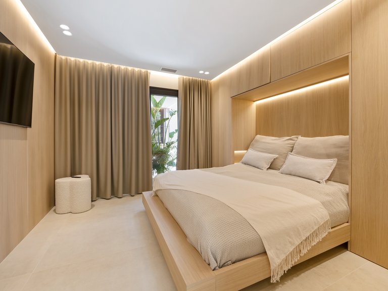 Apartment for Sale  in Marbella, Malaga 27