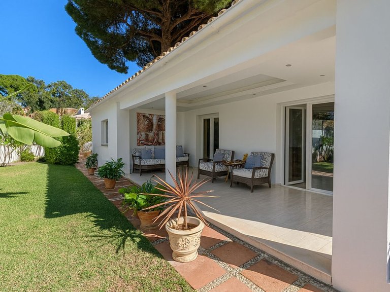 Apartment for Sale  in Marbella, Malaga 5