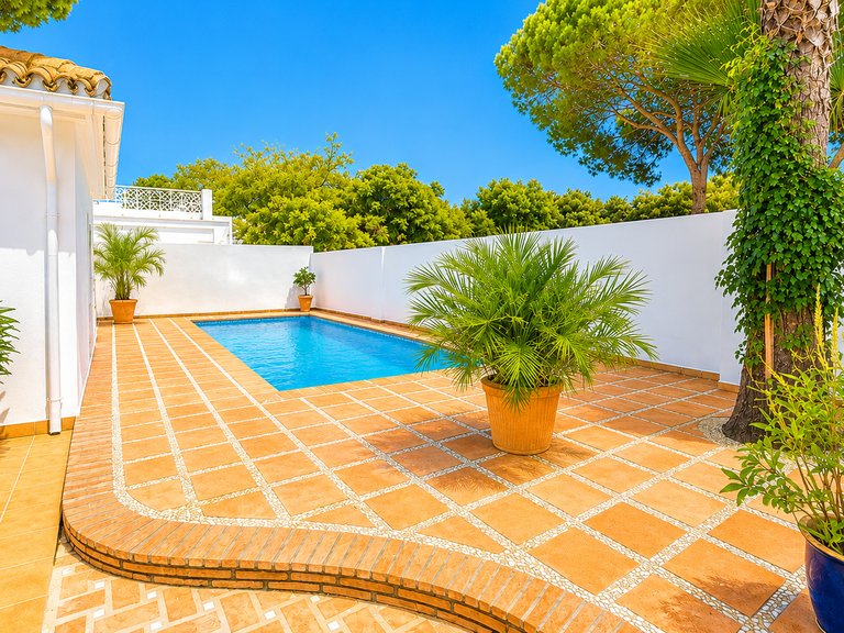 Apartment for Sale  in Marbella, Malaga 2