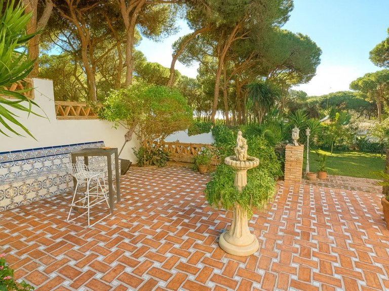 Apartment for Sale  in Marbella, Malaga 40