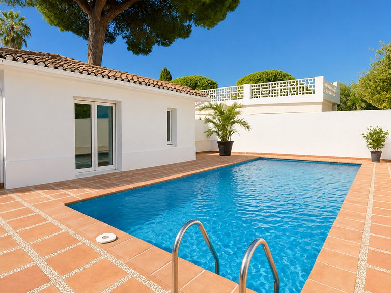 Apartment for Sale  in Marbella, Malaga 3
