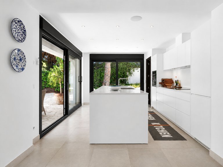 Apartment for Sale  in Marbella, Malaga 13