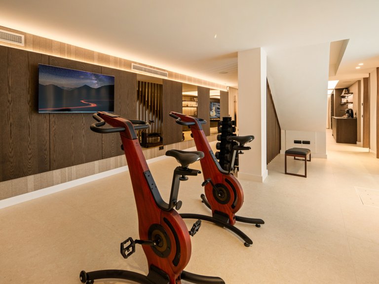 Apartment for Sale  in Benahavis, Malaga 25