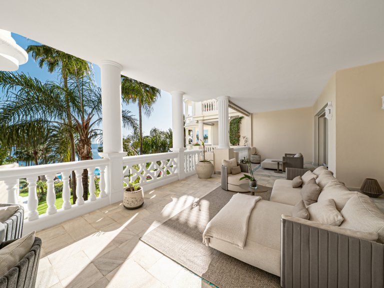 Apartment for Sale  in Estepona, Malaga 3