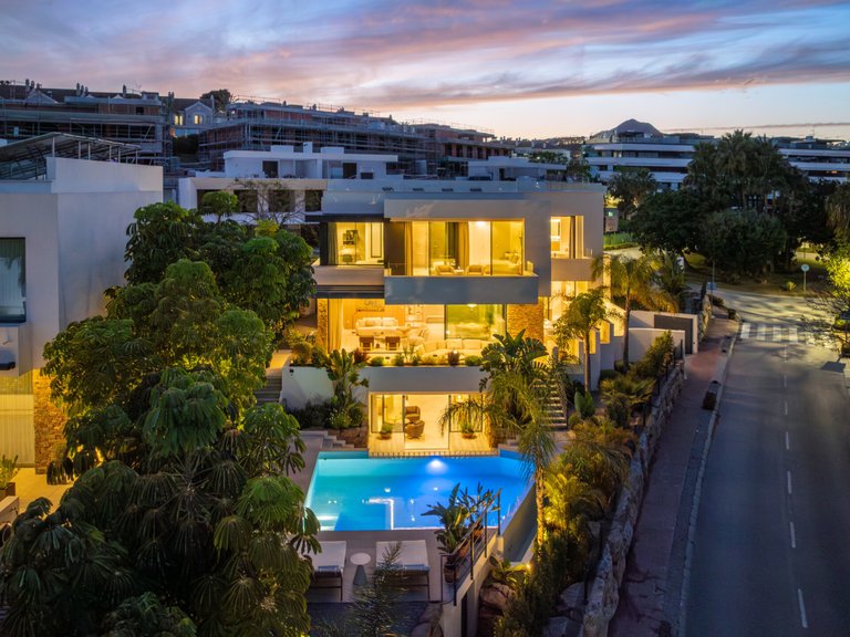 Apartment for Sale  in Estepona, Malaga 32