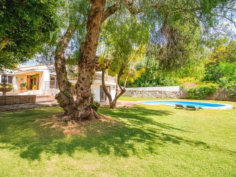 Apartment for Sale  in Marbella, Malaga 4