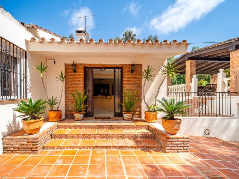 Apartment for Sale  in Marbella, Malaga 6