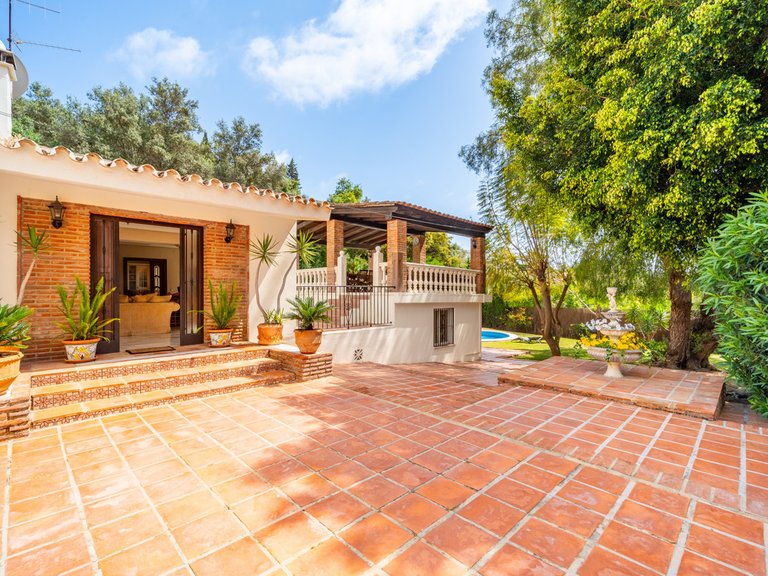 Apartment for Sale  in Marbella, Malaga 5