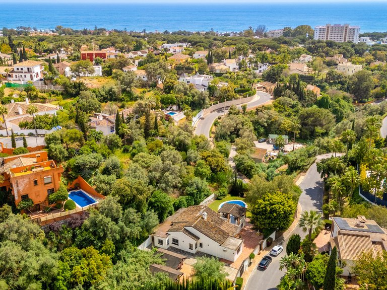 Apartment for Sale  in Marbella, Malaga 49