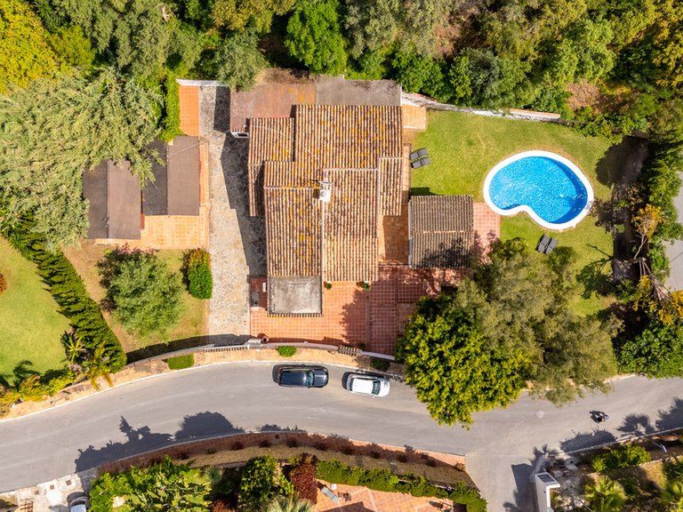 Apartment for Sale  in Marbella, Malaga 44