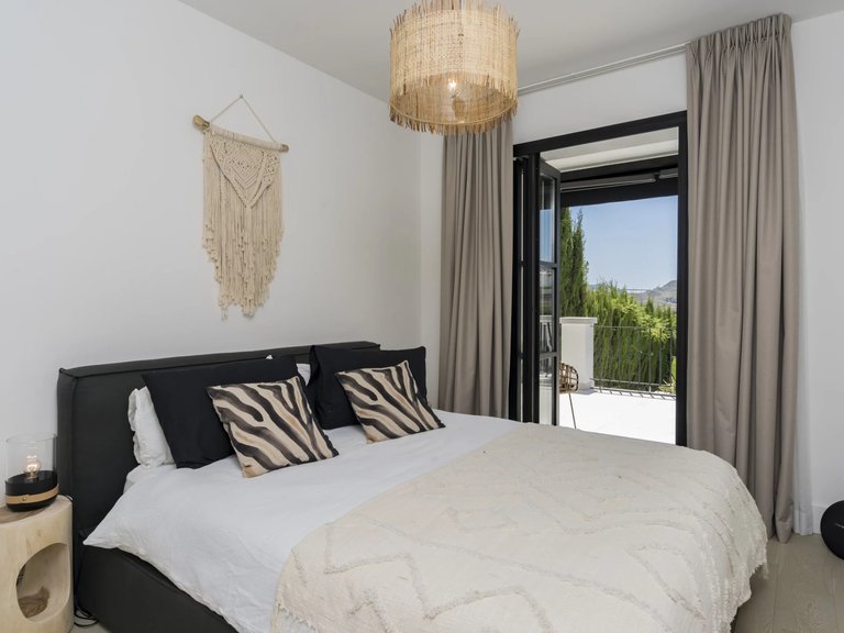 Apartment for Sale  in Benahavis, Malaga 23