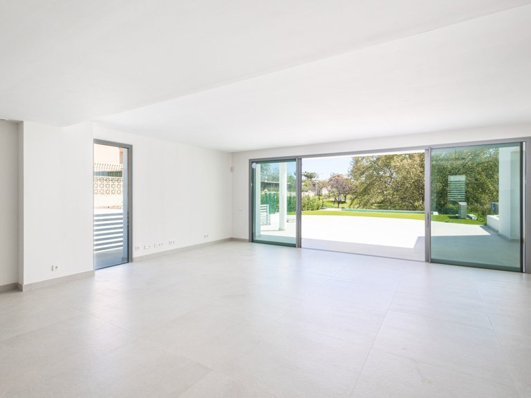Apartment for Sale  in San Pedro De Alcantara, Malaga 3