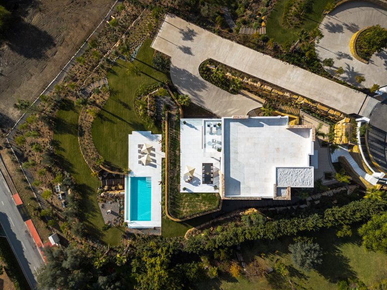 Apartment for Sale  in Marbella, Malaga 41
