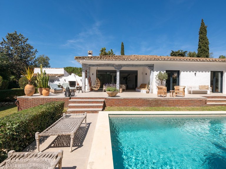 Apartment for Sale  in Marbella, Malaga 1
