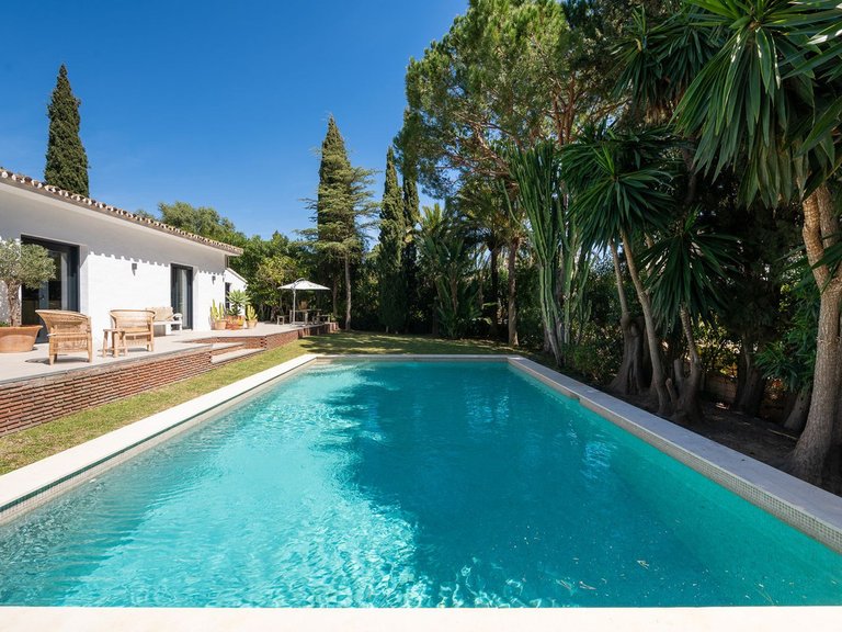 Apartment for Sale  in Marbella, Malaga 2