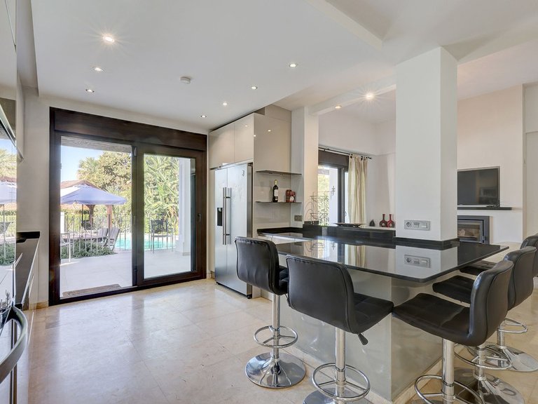 Apartment for Sale  in Marbella, Malaga 6