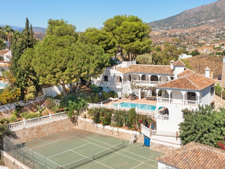 Apartment for Sale  in Mijas Costa, Malaga 2