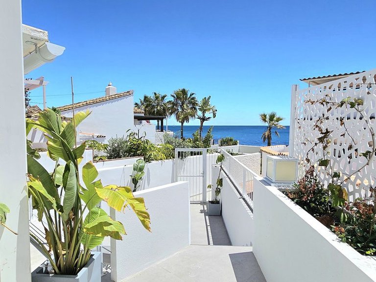 Apartment for Sale  in Estepona, Malaga 3