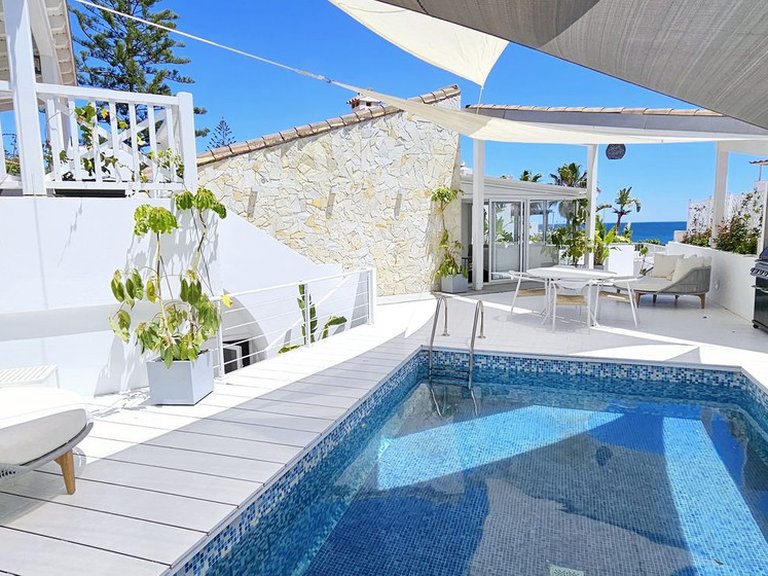 Apartment for Sale  in Estepona, Malaga 1