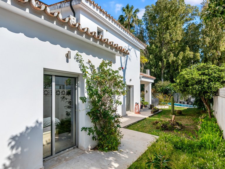 Apartment for Sale  in San Pedro De Alcantara, Malaga 7
