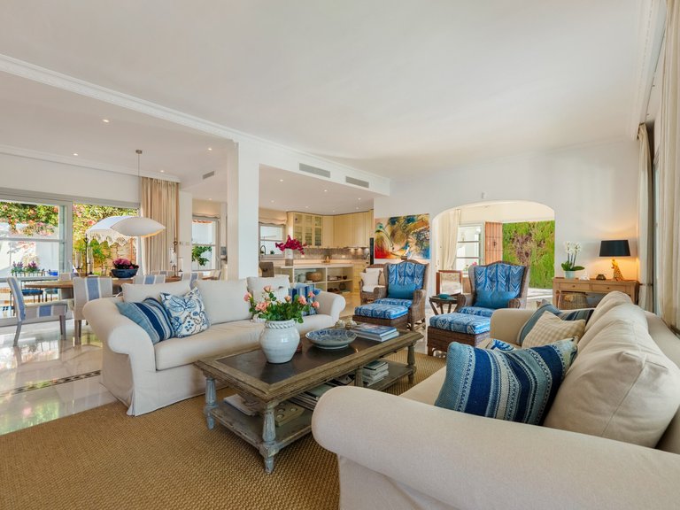 Apartment for Sale  in Marbella, Malaga 9