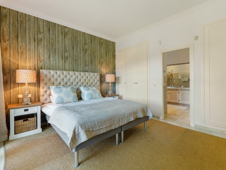 Apartment for Sale  in Marbella, Malaga 24