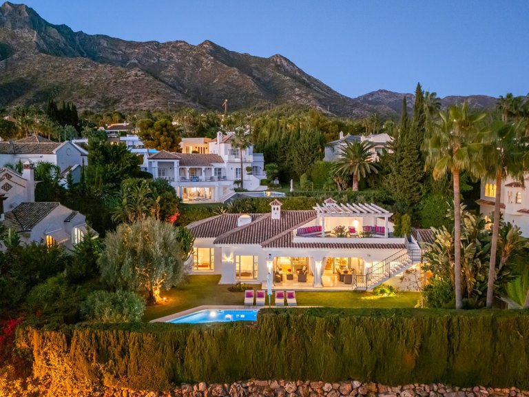 Apartment for Sale  in Marbella, Malaga 51
