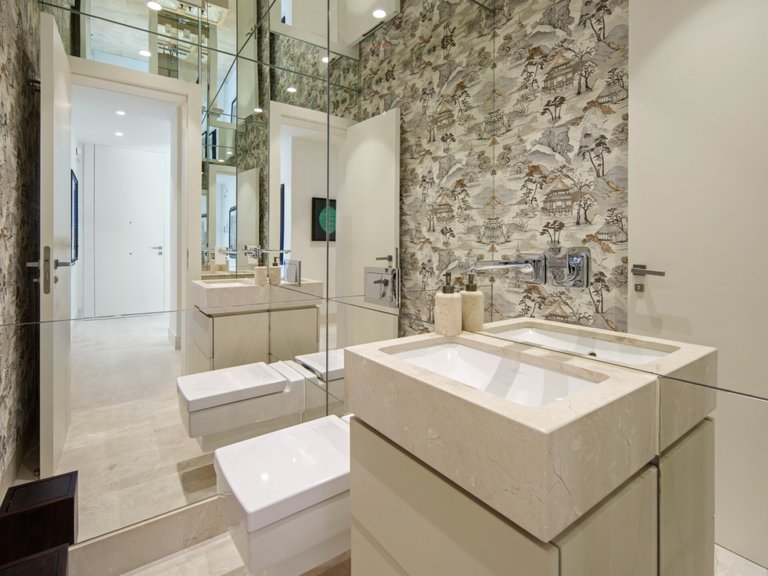 Apartment for Sale  in Marbella, Malaga 28