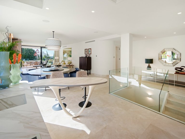 Apartment for Sale  in Marbella, Malaga 15