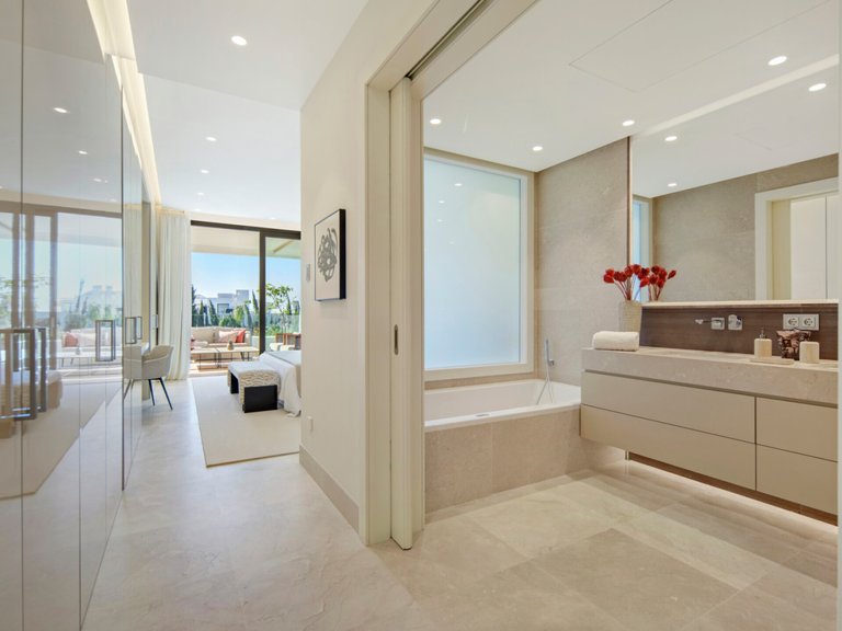 Apartment for Sale  in Marbella, Malaga 19