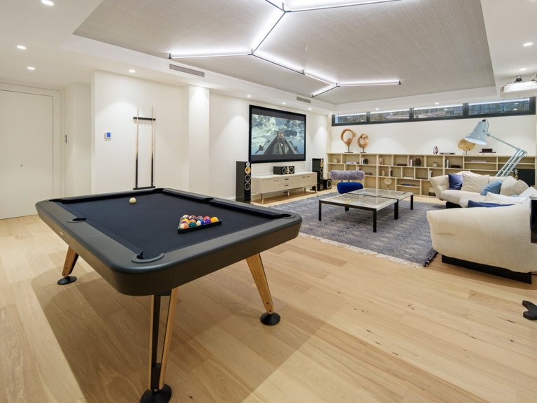 Apartment for Sale  in Marbella, Malaga 33