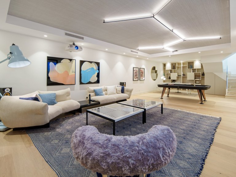 Apartment for Sale  in Marbella, Malaga 30